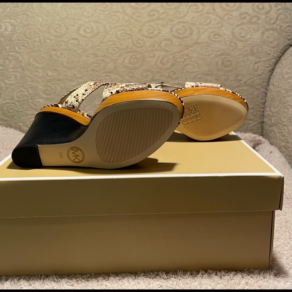 Michael Kors Josephine Wedge - Snakeskin - Picture 3 of 5